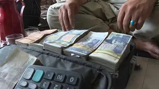 Afghani statt US-Dollar: Taliban verbieten ausländische Devisen