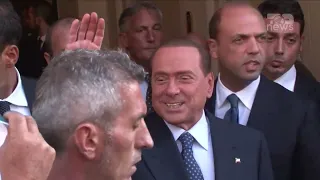 Top News - Njeriu që ndryshoi Italinë / Ndahet nga jeta Silvio Berlusconi, lideri ‘showman’