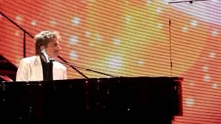 Barry Manilow, Robbie Williams, Gary Barlow - Could It Be Magic (Live) - CIN Rocks 2013