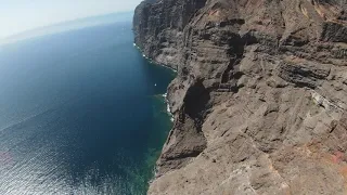 FPV Drone Cliff Flight in Tenerife