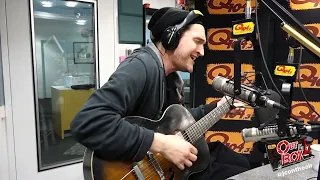 Josh Klinghoffer Performs Pluralone's "Offend" Live In Studio