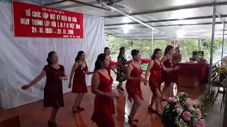Nhảy sôi động " Đêm lửa trại - Thung lũng hoa Bắc Hà" - Chi hội phụ nữ số 12, p Pom Hán, tp Lào Cai