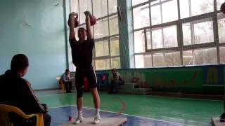 Ilya Tashlanov jerk 32kg kettlebells 5 min -89 reps.MP4.MP4