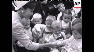 QUEEN SIRIKIT VISITED THE SOS KINDERDORF SOS EDUCATIONAL CITY - NO SOUND