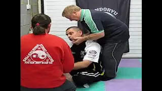 Grand Master Paul Bowman   Ko Kyusho Jitsu On the arm   UK private training