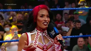 Sasha Banks returns and helps Bianca Belair from Zelina Vega and Carmella (Full Segment)