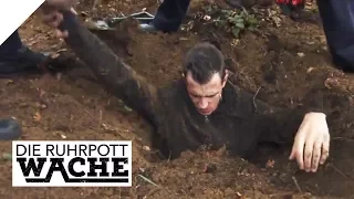 Im Wald verbuddelt: Michael Smolik schreitet ein | Die Ruhrpottwache | SAT.1 TV