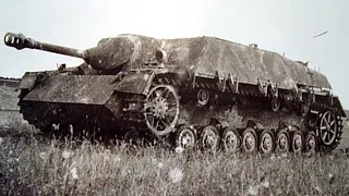 Jagdpanzer IV, Sd. kfz. 251 and Panzergrenadiers in ACTION (ARCHIVE FOOTAGE)