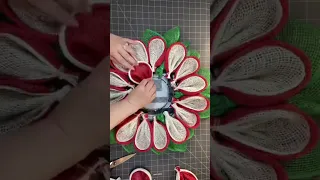 How to Make a Christmas Wreath,  #howtomakeawreath #craftingideas  #julieswreathboutique