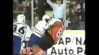 Eric Lindros vs Kris King / Dmitri Yushkevich