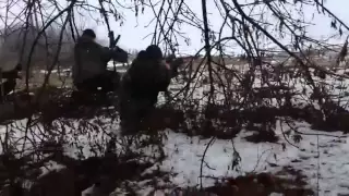 Спецназ ДНР 'Патриот' за работой / Special Forces pro russians militia firing
