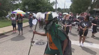 Pittsburghers celebrate like New Orleans