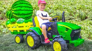 Tractor Excavator Watermelon Racing / Damian and Darius Fun Stories