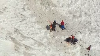 MT. HOOD RESCUE: Dramatic helicopter video of rescue of seven stranded climbers on Mt. Hood