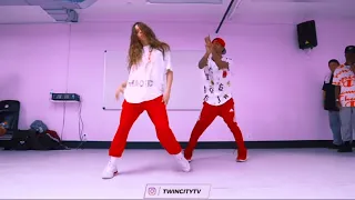 ROSALÍA, Ozuna   Yo x Ti, Tu x Mi Choreography