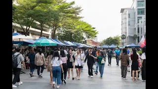 [4K] Discover flea market inside university at Shrinakharinwirot Flea Market