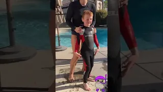 How to Put a Wetsuit on a Child