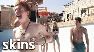 Showering In The Pool | Skins