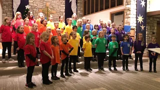 Hine Ma Tov, arranged by Allan Naplan, performed by Grinnell Children's Choir, December 2019