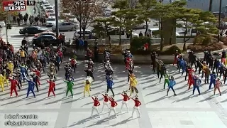 【TVPP】Crayon Pop - Flash Mob of Bar Bar Bar, 크레용팝 - 빠빠빠 플래시몹 @ 2013 KMF