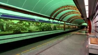 П005 - станция метро - день 2 - видео 2 - Немец опять офигевает в России