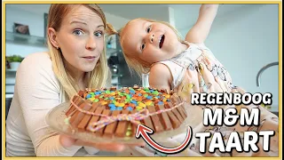 PROBEREN EEN REGENBOOG M&M TAART NA TE MAKEN 🙈 | Bellinga Vlog #2489