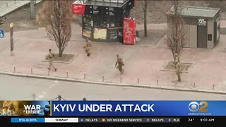 Street fighting in Kyiv as Russian forces invade Ukraine capital