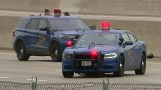 Police: Livonia man grazed by 1 of 6 shots fired at him on I-96 in Detroit