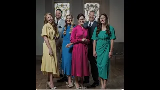 Covered by the blood | Collingsworth Family | Lyric video