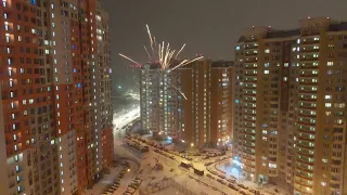 Москва зажигает на Новый Год-2024. С Новым Годом! Салют...#moscow #russia