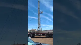 Drilling for oil sweet old rig