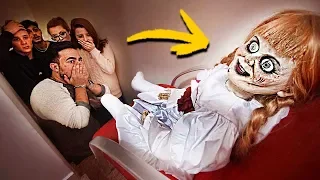 REAÇÃO DOS MEUS AMIGOS AO VER A VERDADEIRA BONECA ANNABELLE