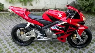 Honda CBR 600 RR 2003 PC37 22904