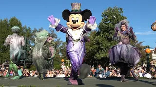 Mickey's Halloween Celebration Parade on Main Street & Mickey Stage - Disneyland Paris 2023 - 4K