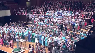 I'm Gonna Be (500 Miles), Gordano Gorgeous Chorus & Gurt Lush Choir, Colston Hall, 4th July 2015