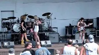 Girls and Guitars - Pittsburgh Blues Festival 2011