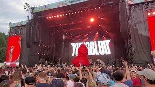 Intro into "Fleabag" Yungblud Music Midtown