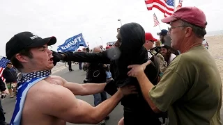 Драка сторонников и противников Трампа в США. (Huntington Beach Trump Rally)