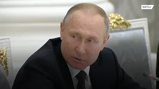 "Поступило порядка 900 предложений" - Путин о поправках в Конституцию