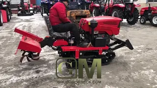 Mini tractor sobre orugas