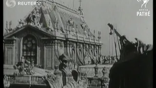 FRANCE: Renovation work on the Palace of Versailles (1928)