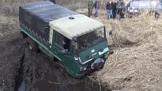 Метровая промоина против подготовленных и серийных машин off-road 4x4