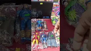 consiguiendo piezas de Ch'od baf/2da parte/ marvel legends/en el Rockshow.🐈👍🏽