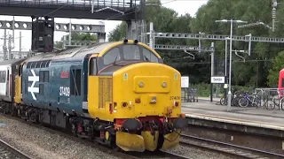 Class 37 409 passes through Swindon