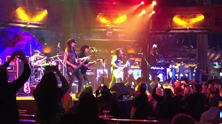 Autograph - "Turn Up The Radio" (Live at Mohegan Sun Wolf Den - May 2, 2019)