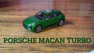 Welly 1:24 Porsche Macan Turbo Diecast Walkaround