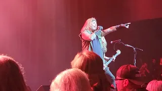 Vince Neil - Shout at the Devil at Choctaw Grand Theater March 25, 2022