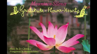 Mountain Silence - Gratitude Flower Hearts (Tape)