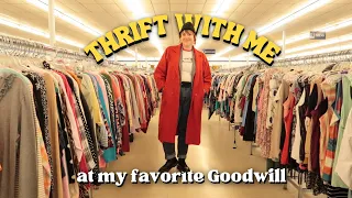 The best Goodwill ever! ~Thrift With Me + Try On Thrift Haul~