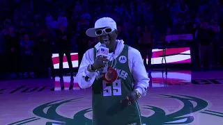 Flavor Flav sings the National Anthem